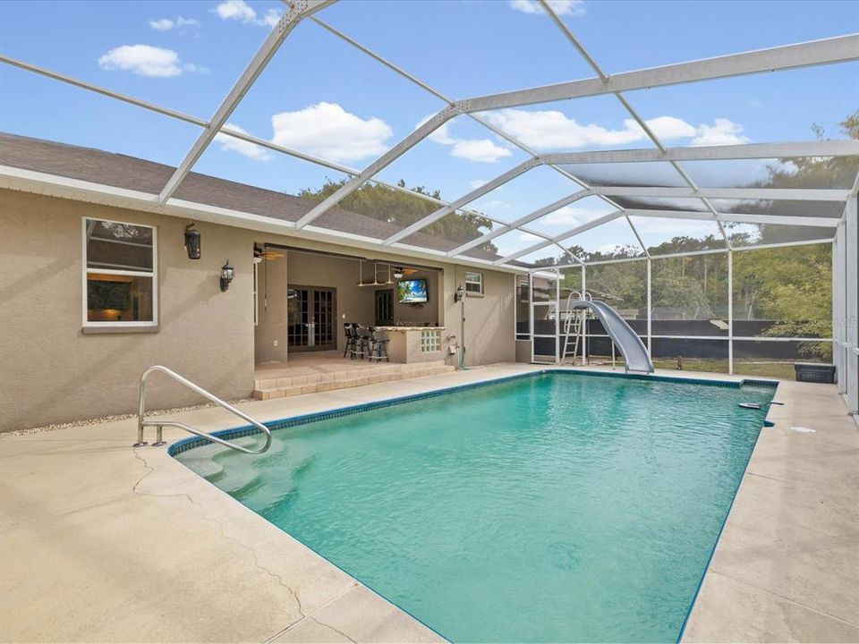 For Sale: $825,000 (4 beds, 3 baths, 2256 Square Feet)