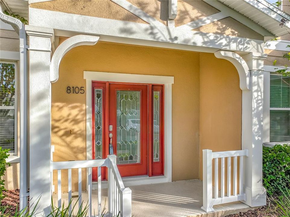 合同活跃: $425,000 (3 贝兹, 2 浴室, 1725 平方英尺)