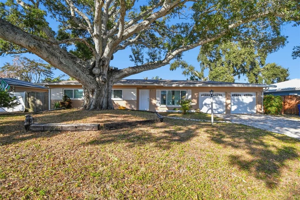 Activo con contrato: $499,990 (3 camas, 2 baños, 1430 Pies cuadrados)