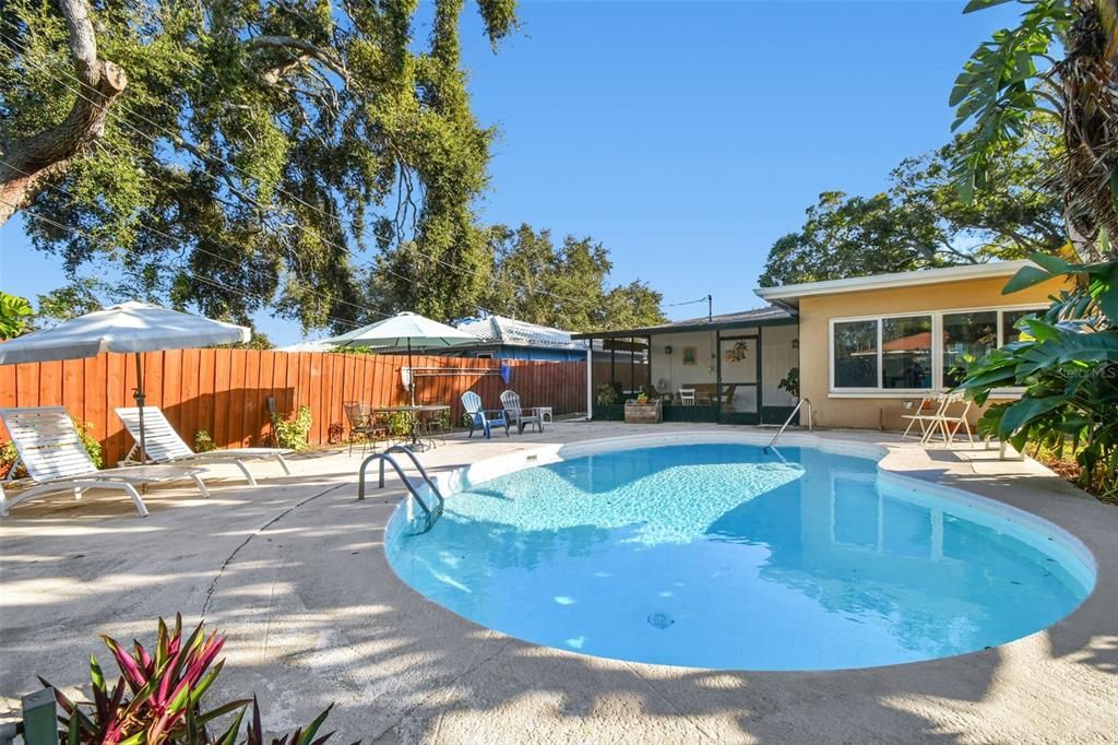 Activo con contrato: $499,990 (3 camas, 2 baños, 1430 Pies cuadrados)