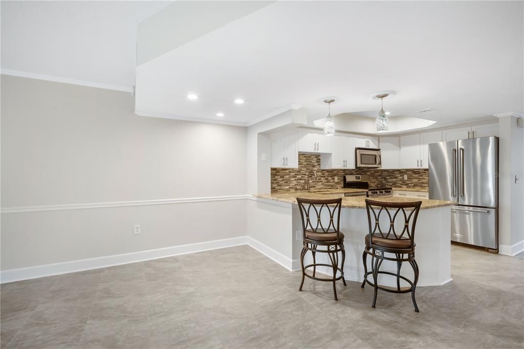 For Rent: $2,200 (2 beds, 2 baths, 1296 Square Feet)