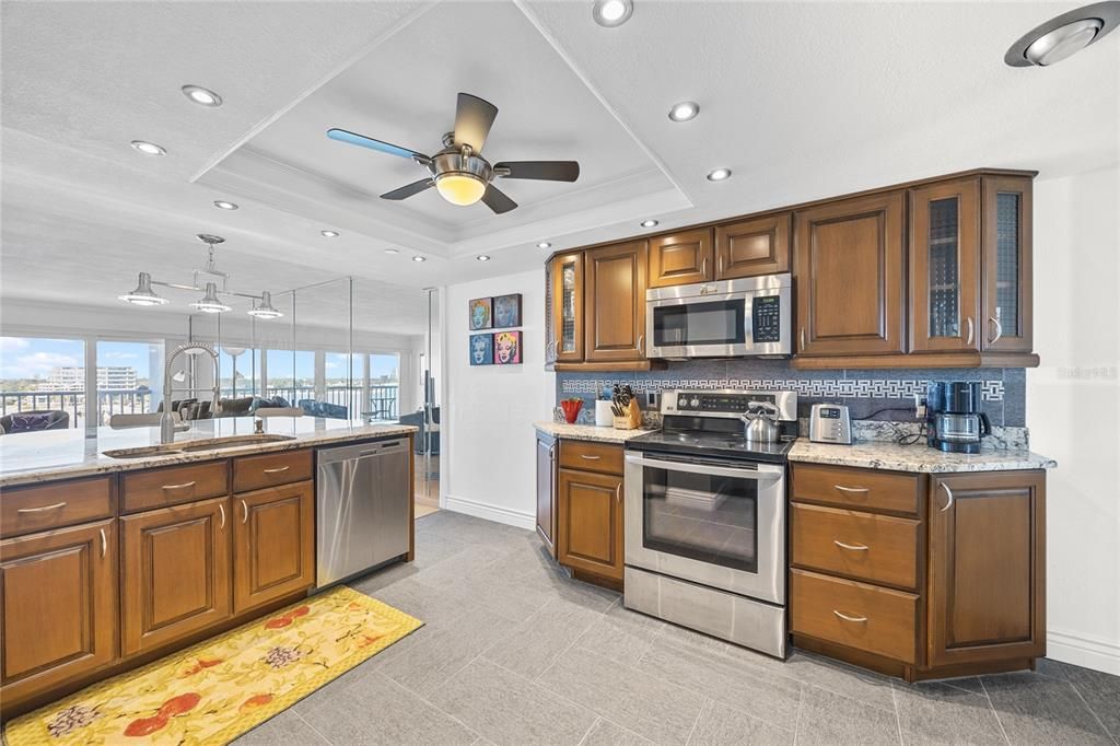 For Sale: $720,000 (2 beds, 2 baths, 1592 Square Feet)