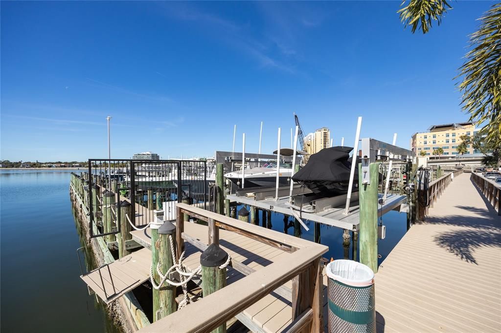 For Sale: $720,000 (2 beds, 2 baths, 1592 Square Feet)