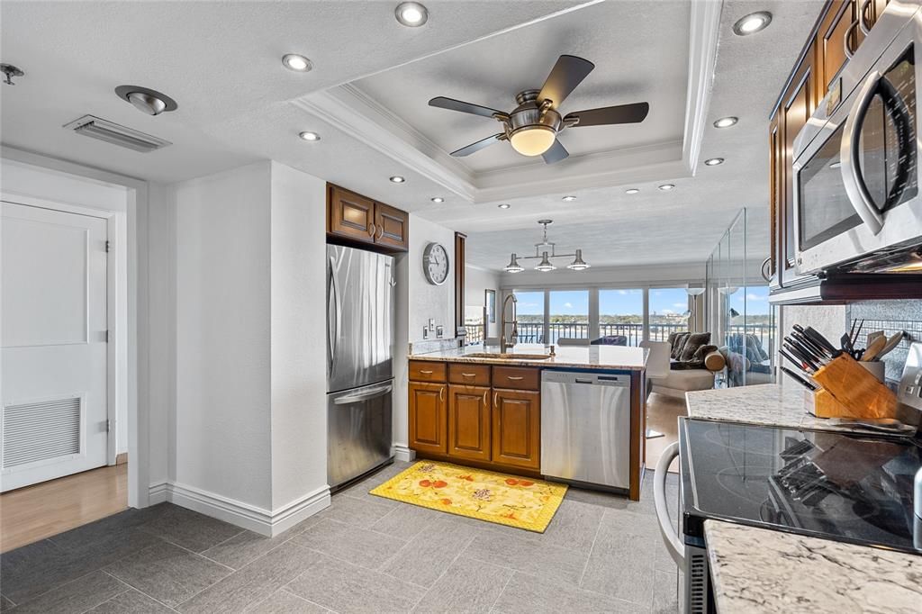 For Sale: $720,000 (2 beds, 2 baths, 1592 Square Feet)