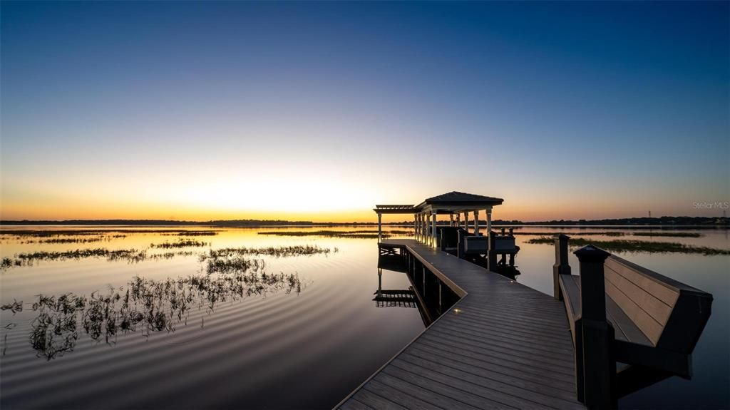 待售: $2,950,000 (5 贝兹, 4 浴室, 5602 平方英尺)