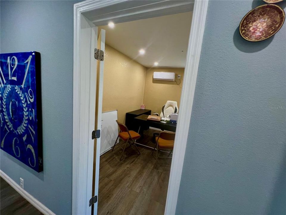 For Sale: $700,000 (0 beds, 0 baths, 966 Square Feet)