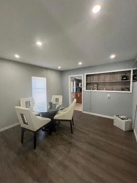 For Sale: $700,000 (0 beds, 0 baths, 966 Square Feet)