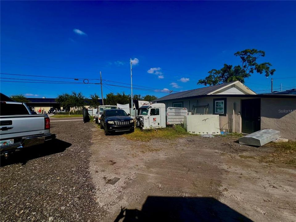 For Sale: $700,000 (0 beds, 0 baths, 966 Square Feet)