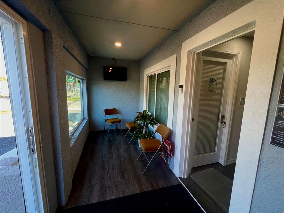 For Sale: $700,000 (0 beds, 0 baths, 966 Square Feet)