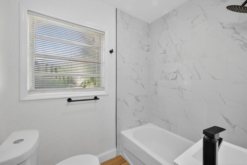 For Rent: $2,500 (3 beds, 2 baths, 1428 Square Feet)