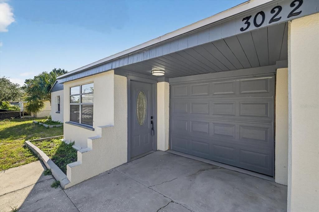 For Rent: $2,500 (3 beds, 2 baths, 1428 Square Feet)