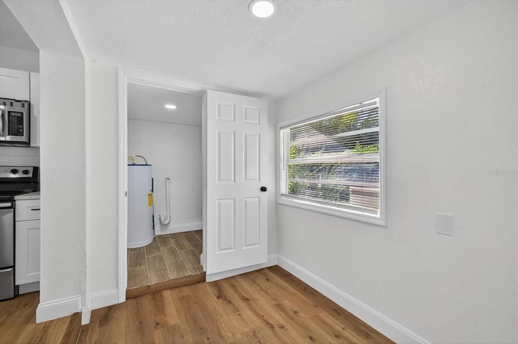 For Rent: $2,500 (3 beds, 2 baths, 1428 Square Feet)