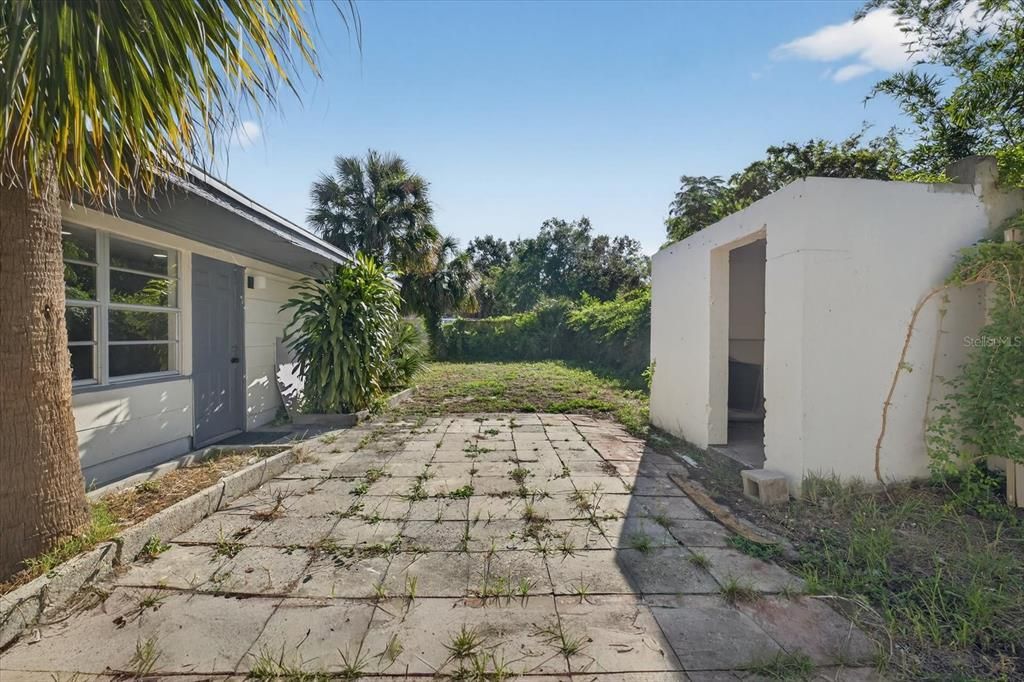 For Rent: $2,500 (3 beds, 2 baths, 1428 Square Feet)