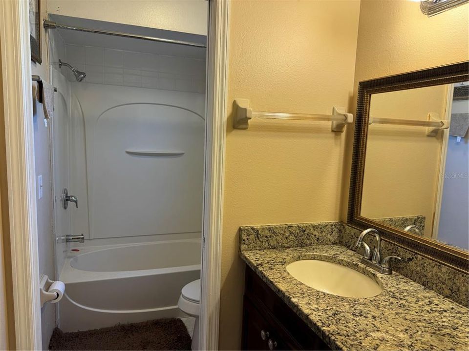 En Venta: $315,000 (3 camas, 2 baños, 1223 Pies cuadrados)