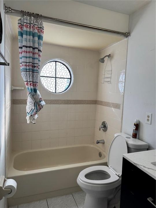 En Venta: $315,000 (3 camas, 2 baños, 1223 Pies cuadrados)