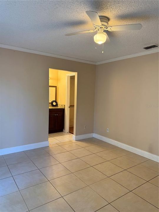 En Venta: $315,000 (3 camas, 2 baños, 1223 Pies cuadrados)