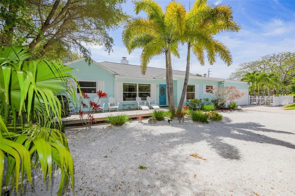 待售: $1,895,000 (3 贝兹, 2 浴室, 1914 平方英尺)