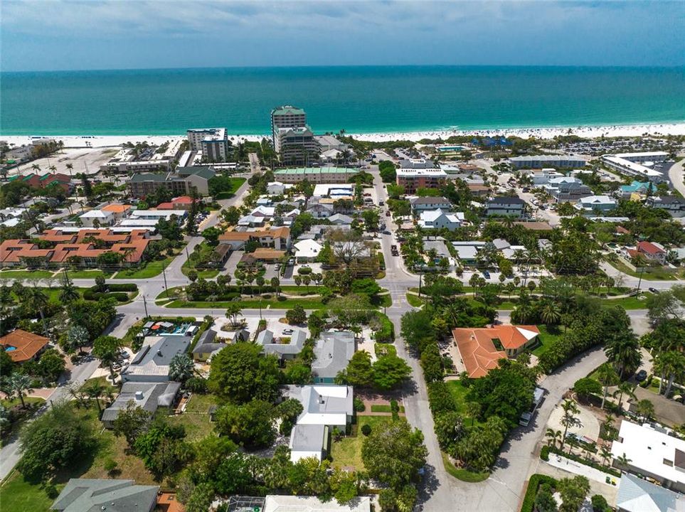 待售: $1,895,000 (3 贝兹, 2 浴室, 1914 平方英尺)