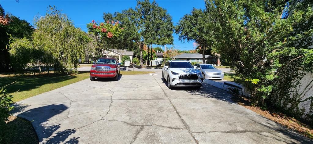 Active With Contract: $765,000 (22 beds, 0 baths, 2879 Square Feet)