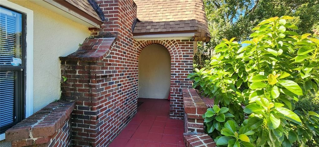 Active With Contract: $765,000 (22 beds, 0 baths, 2879 Square Feet)