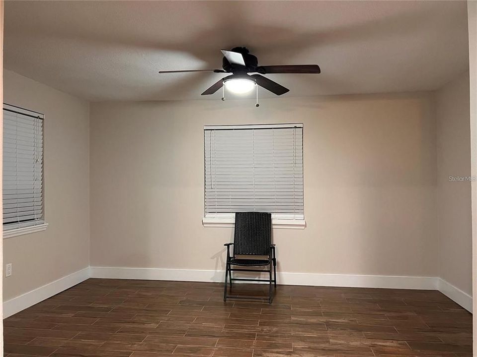 В аренду: $2,350 (3 спален, 2 ванн, 1669 Квадратных фут)