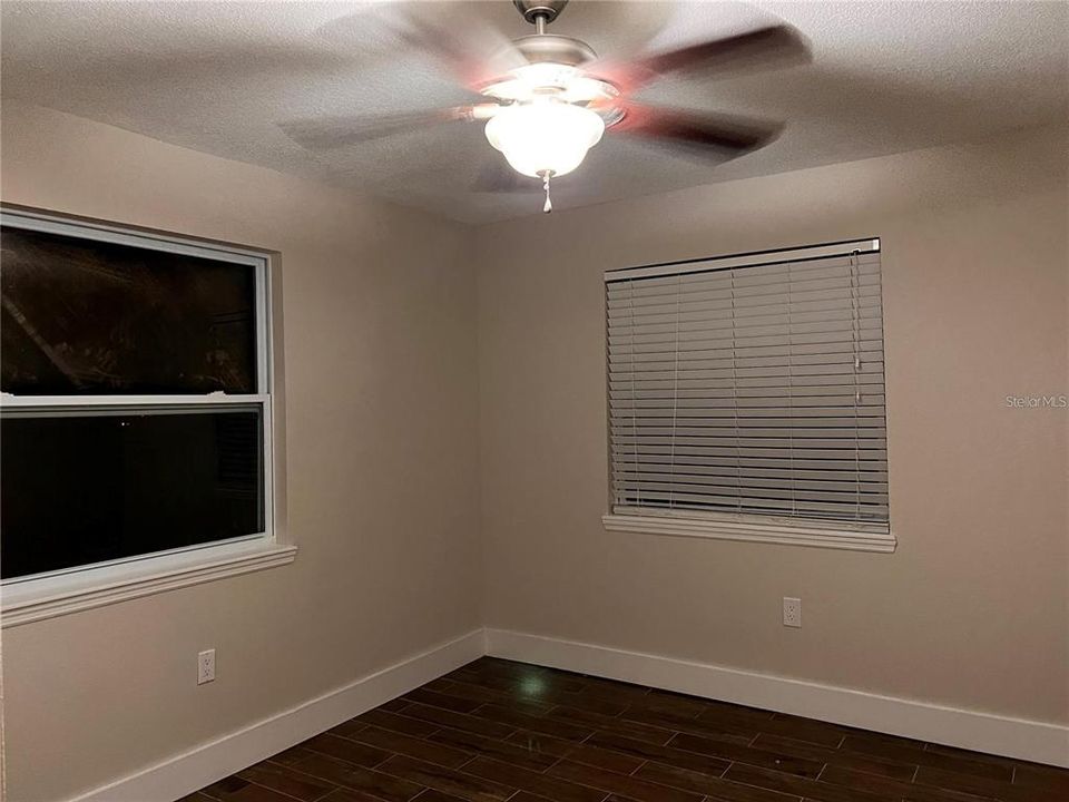 В аренду: $2,350 (3 спален, 2 ванн, 1669 Квадратных фут)