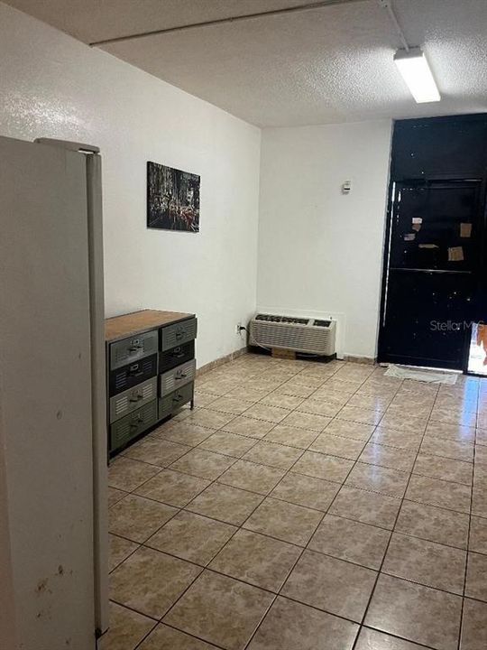 В аренду: $1,000 (1 спален, 1 ванн, 312 Квадратных фут)