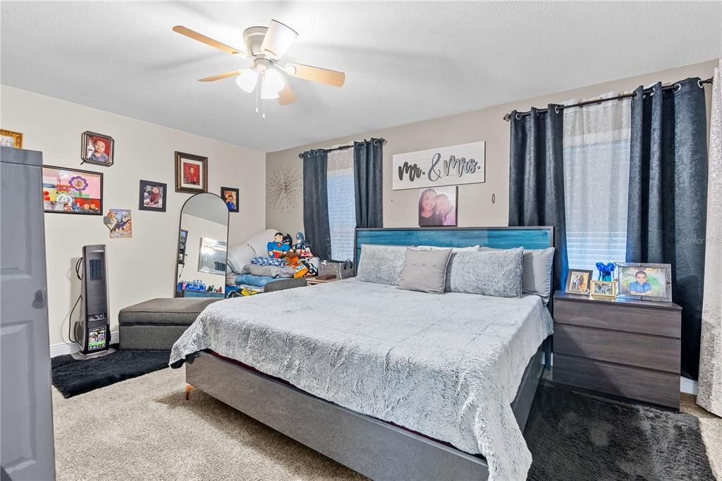 Activo con contrato: $260,000 (2 camas, 1 baños, 1320 Pies cuadrados)