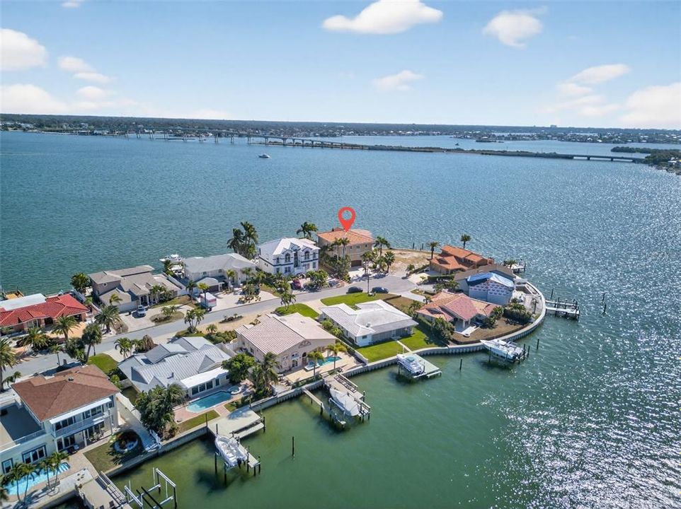 待售: $5,775,000 (5 贝兹, 5 浴室, 5925 平方英尺)