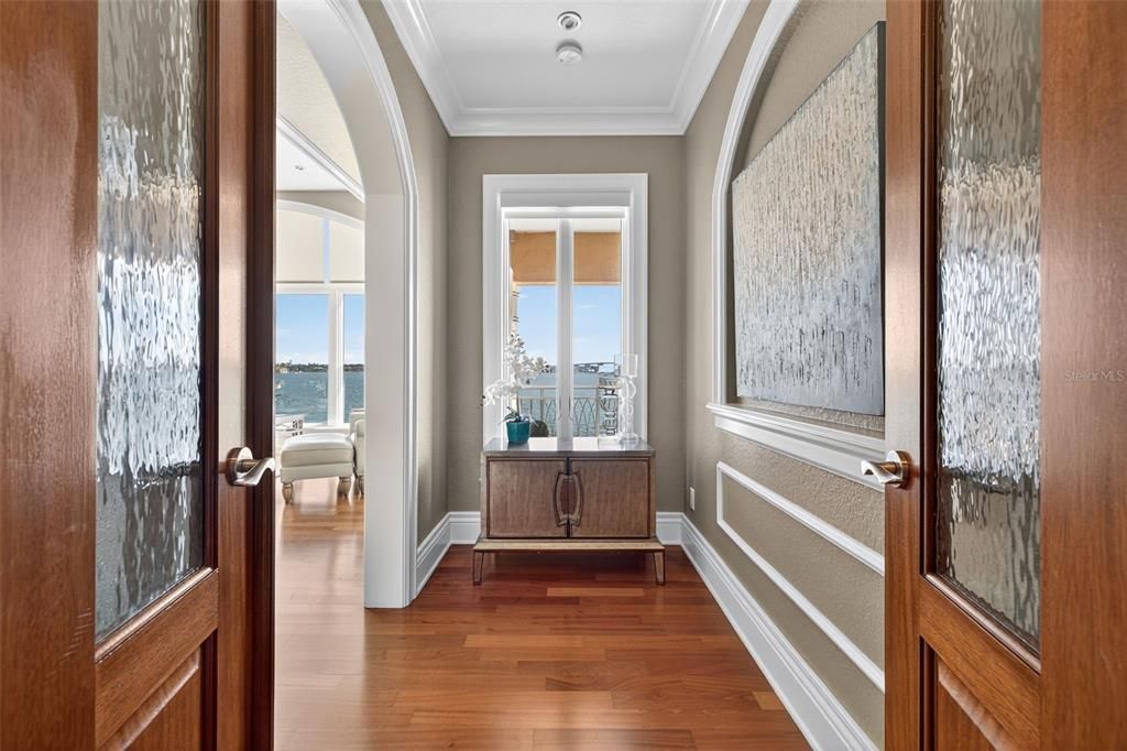 待售: $5,775,000 (5 贝兹, 5 浴室, 5925 平方英尺)