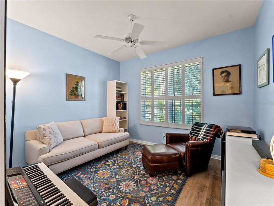 For Sale: $495,000 (3 beds, 2 baths, 1586 Square Feet)