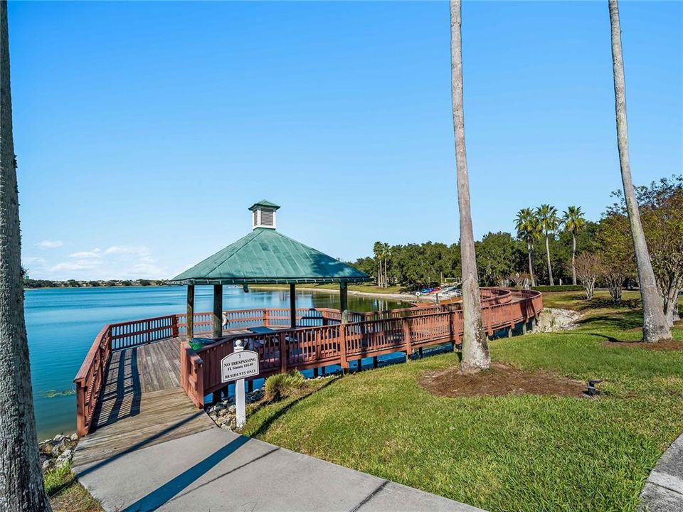 For Sale: $495,000 (3 beds, 2 baths, 1586 Square Feet)