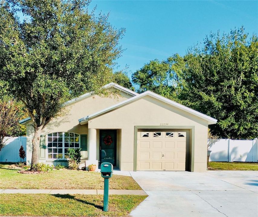 For Sale: $399,000 (3 beds, 2 baths, 1630 Square Feet)