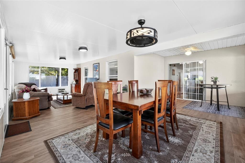 For Sale: $399,000 (3 beds, 2 baths, 1630 Square Feet)