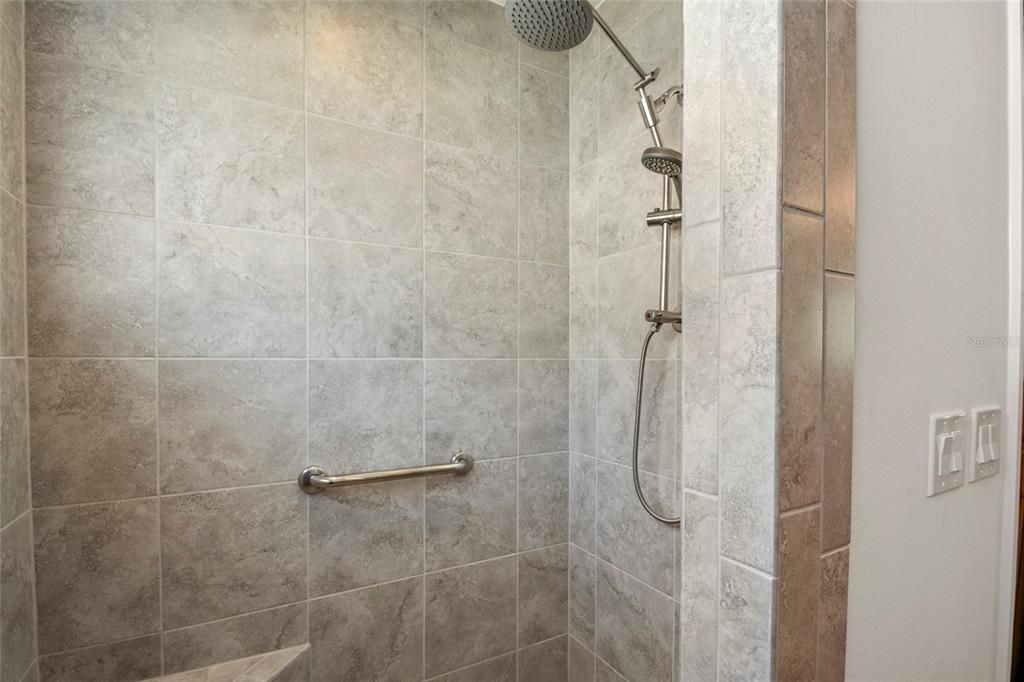 For Sale: $409,000 (3 beds, 2 baths, 1766 Square Feet)