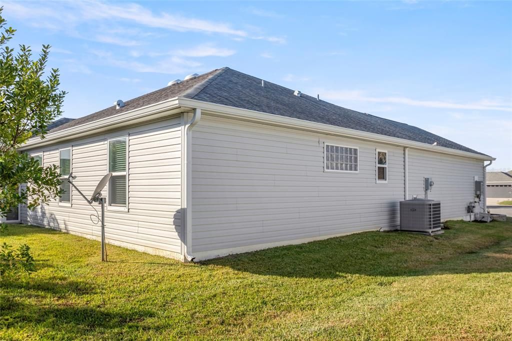 For Sale: $409,000 (3 beds, 2 baths, 1766 Square Feet)