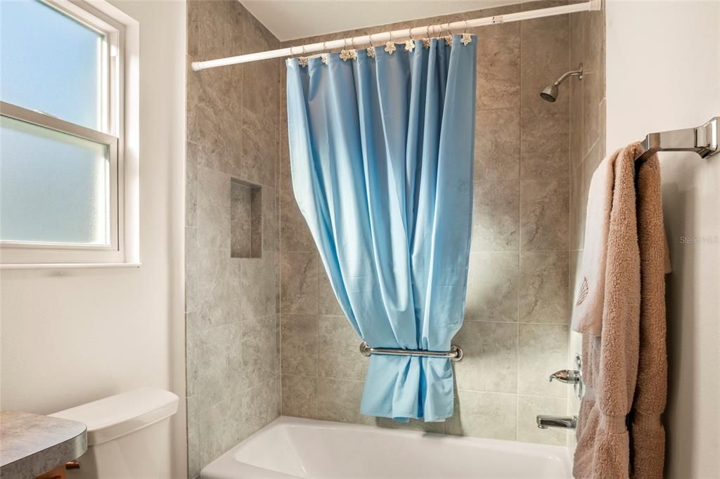 For Sale: $409,000 (3 beds, 2 baths, 1766 Square Feet)