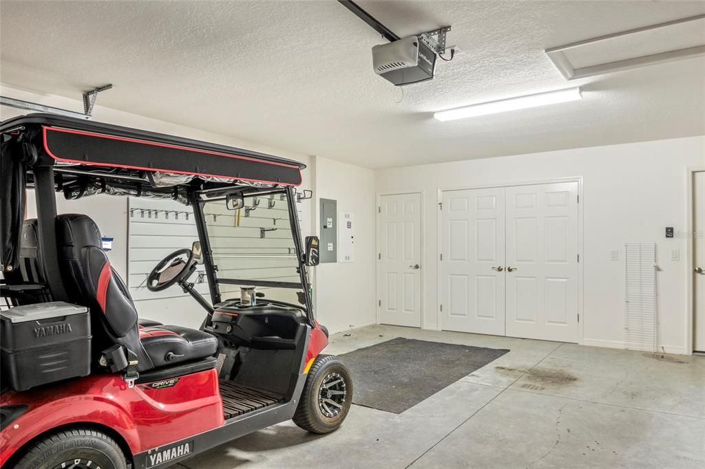 For Sale: $409,000 (3 beds, 2 baths, 1766 Square Feet)