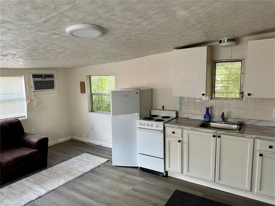 En Venta: $325,000 (2 camas, 0 baños, 1652 Pies cuadrados)