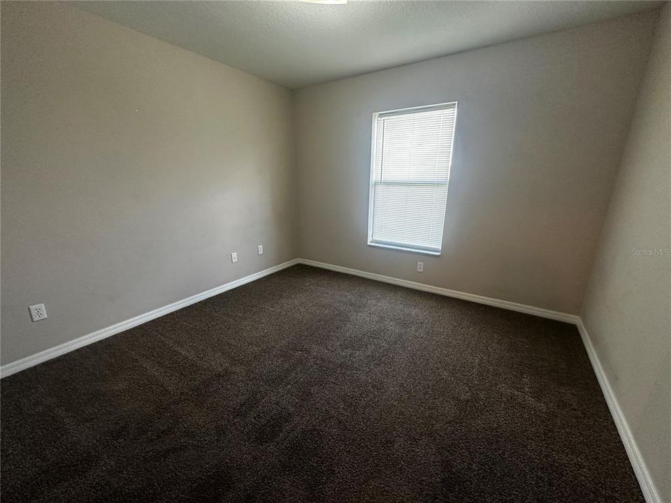 For Rent: $1,575 (3 beds, 2 baths, 1571 Square Feet)