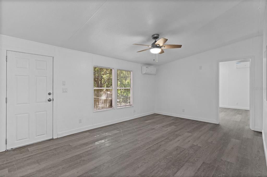 En Venta: $209,990 (3 camas, 2 baños, 1008 Pies cuadrados)