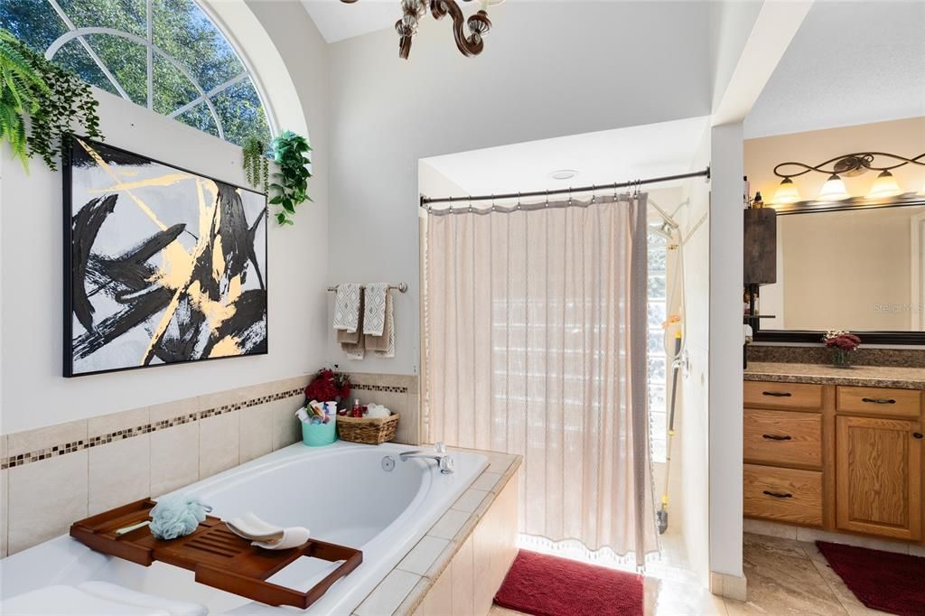 На продажу: $525,000 (3 спален, 2 ванн, 2045 Квадратных фут)