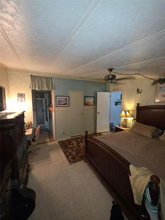 For Sale: $98,000 (2 beds, 2 baths, 1872 Square Feet)