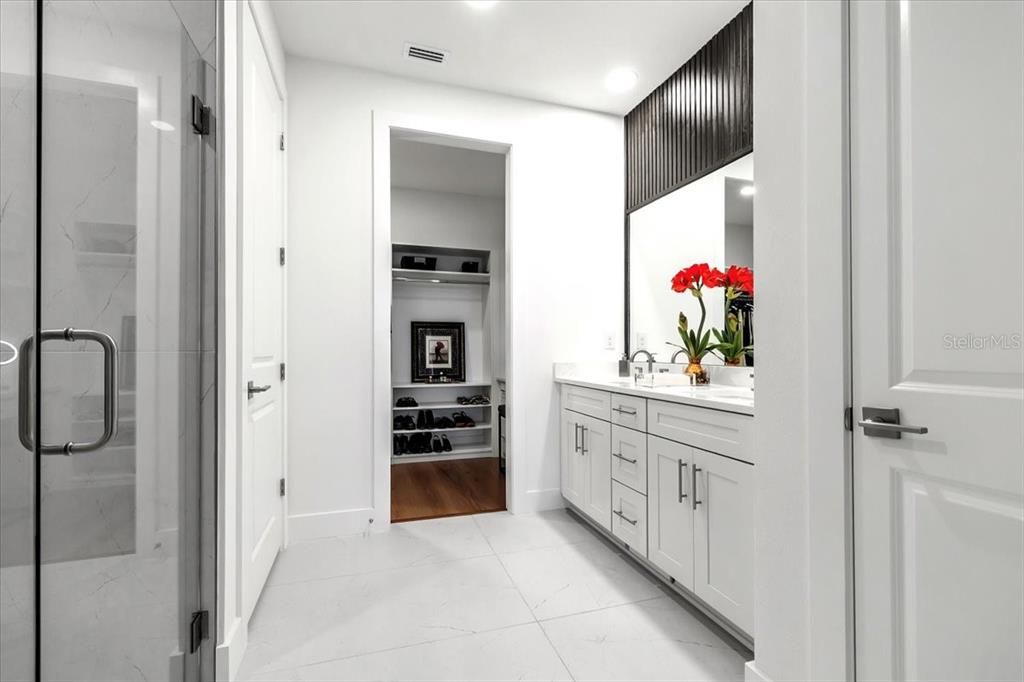 For Sale: $649,000 (2 beds, 2 baths, 1804 Square Feet)