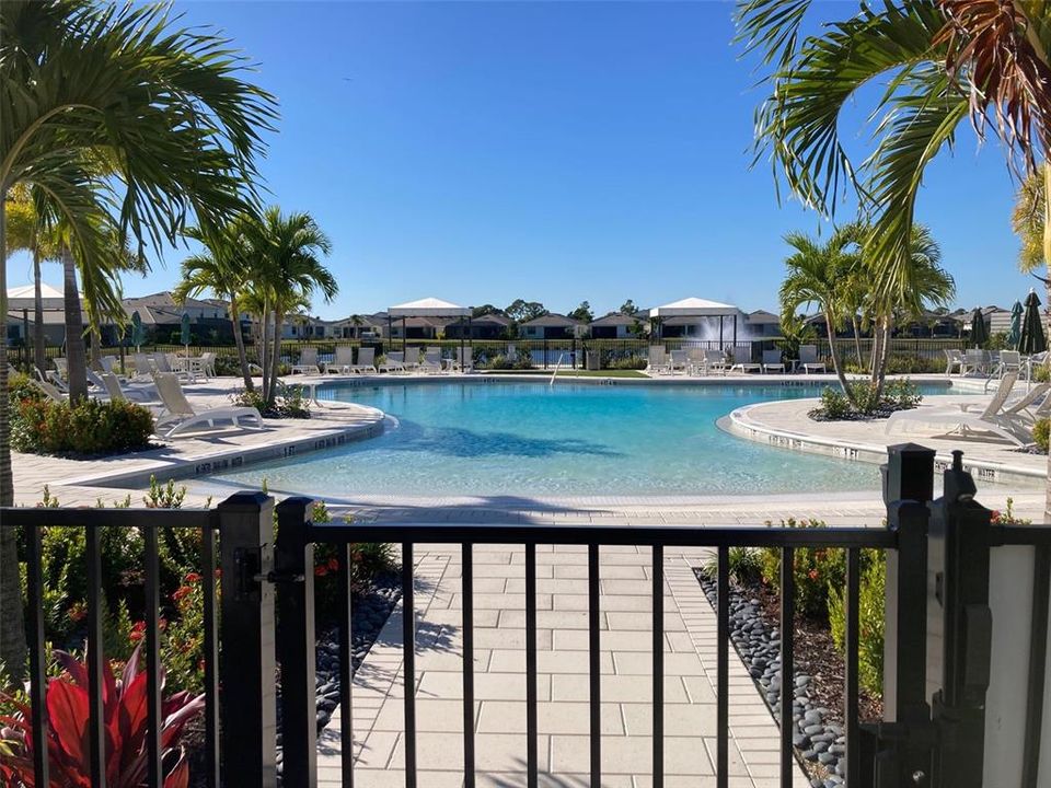 For Sale: $649,000 (2 beds, 2 baths, 1804 Square Feet)