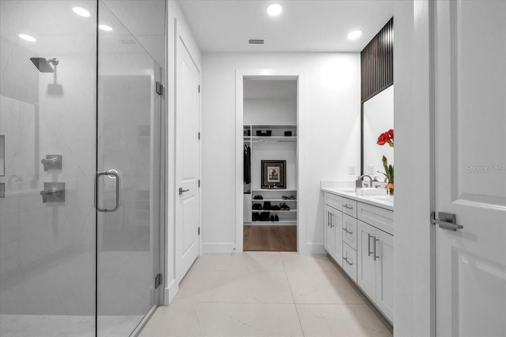 For Sale: $649,000 (2 beds, 2 baths, 1804 Square Feet)