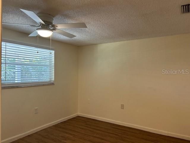 For Rent: $1,500 (2 beds, 1 baths, 1016 Square Feet)