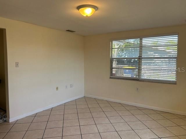 For Rent: $1,500 (2 beds, 1 baths, 1016 Square Feet)