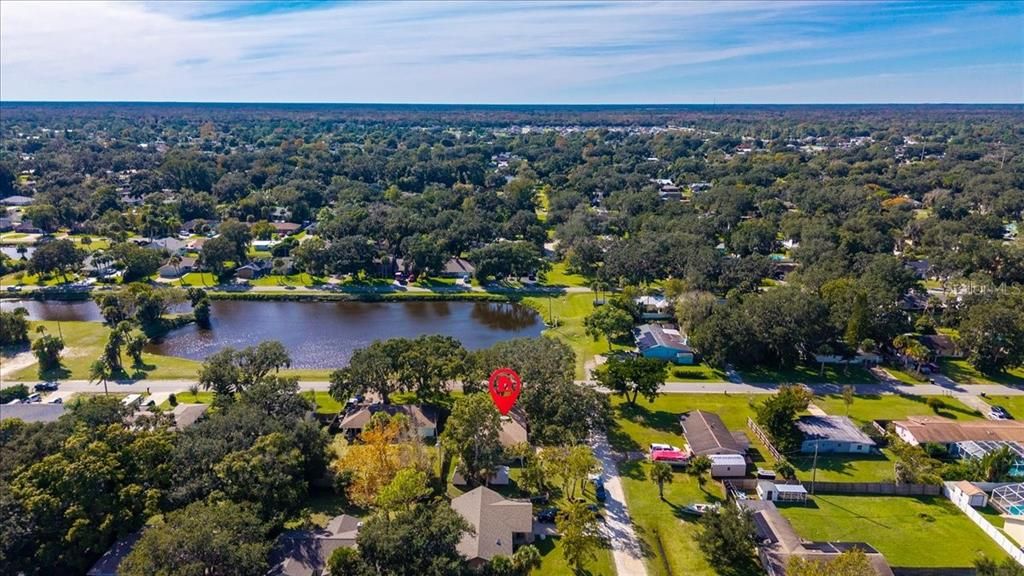 Activo con contrato: $285,000 (3 camas, 2 baños, 1704 Pies cuadrados)