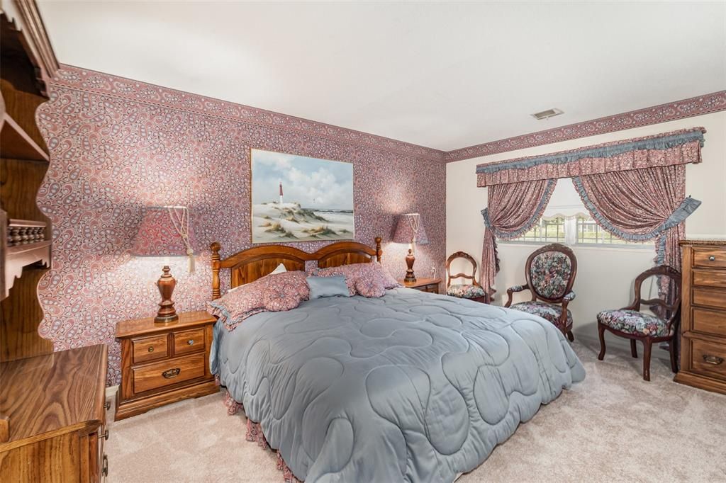 En Venta: $697,000 (4 camas, 3 baños, 3456 Pies cuadrados)